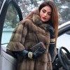 Какую шубу выбрать: норковую или соболиную?
